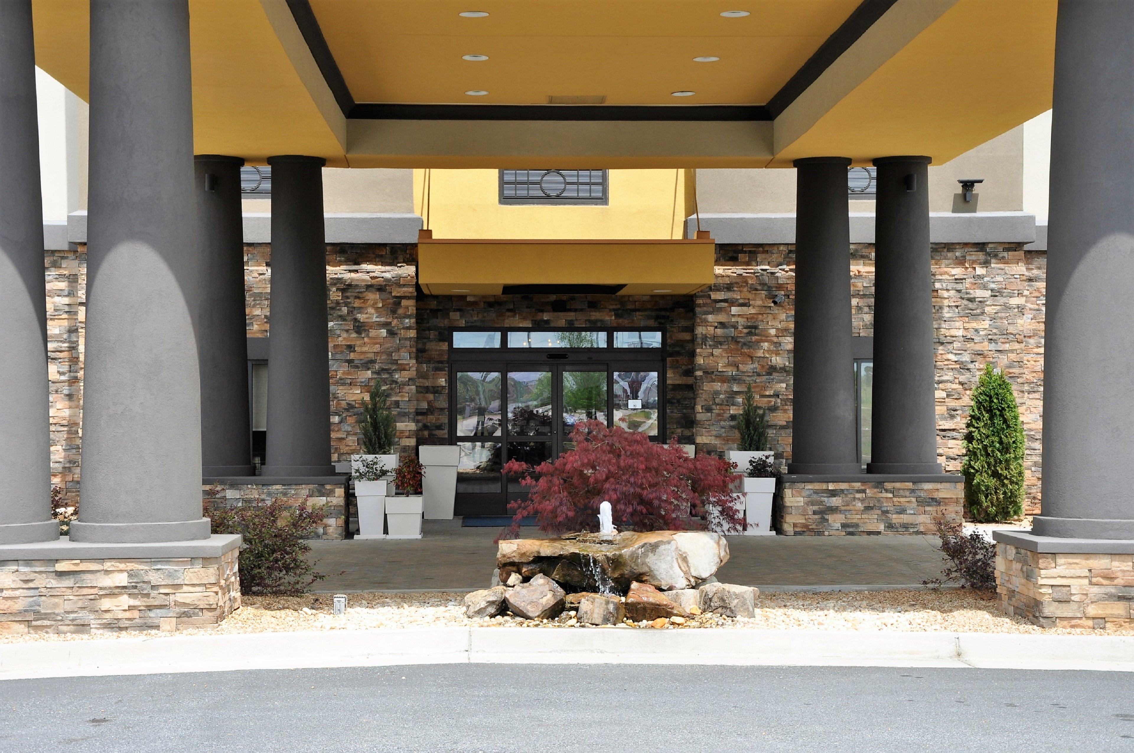 Holiday Inn Express & Suites Perry-National Fairground Area By Ihg Exterior foto