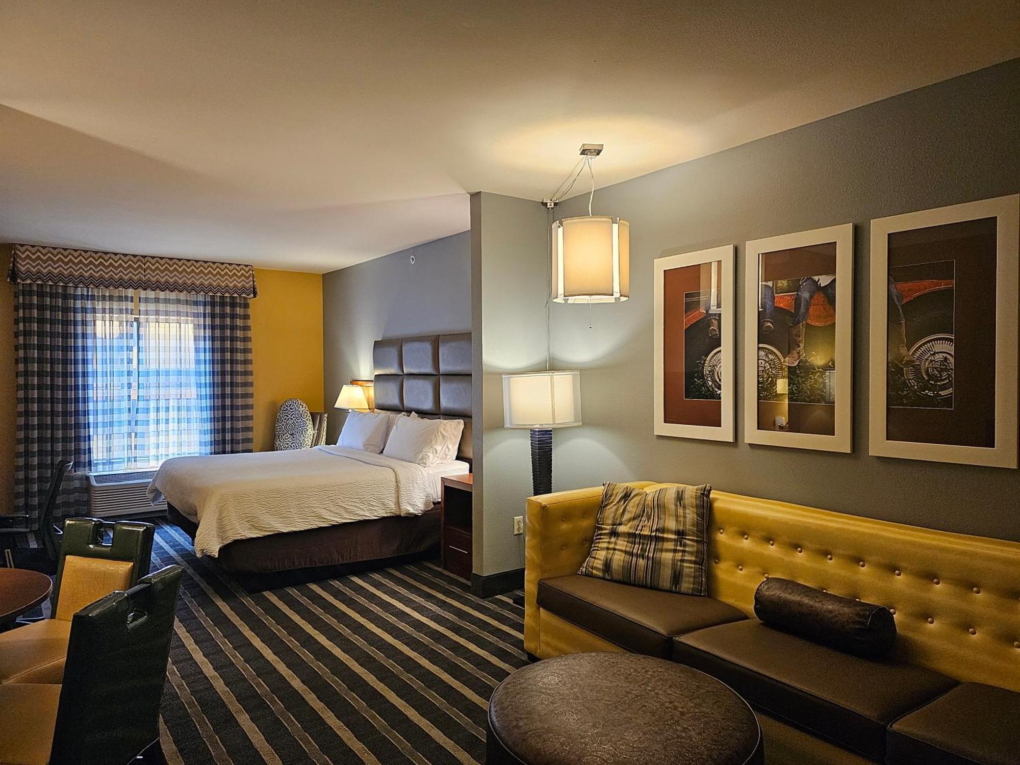 Holiday Inn Express & Suites Perry-National Fairground Area By Ihg Exterior foto