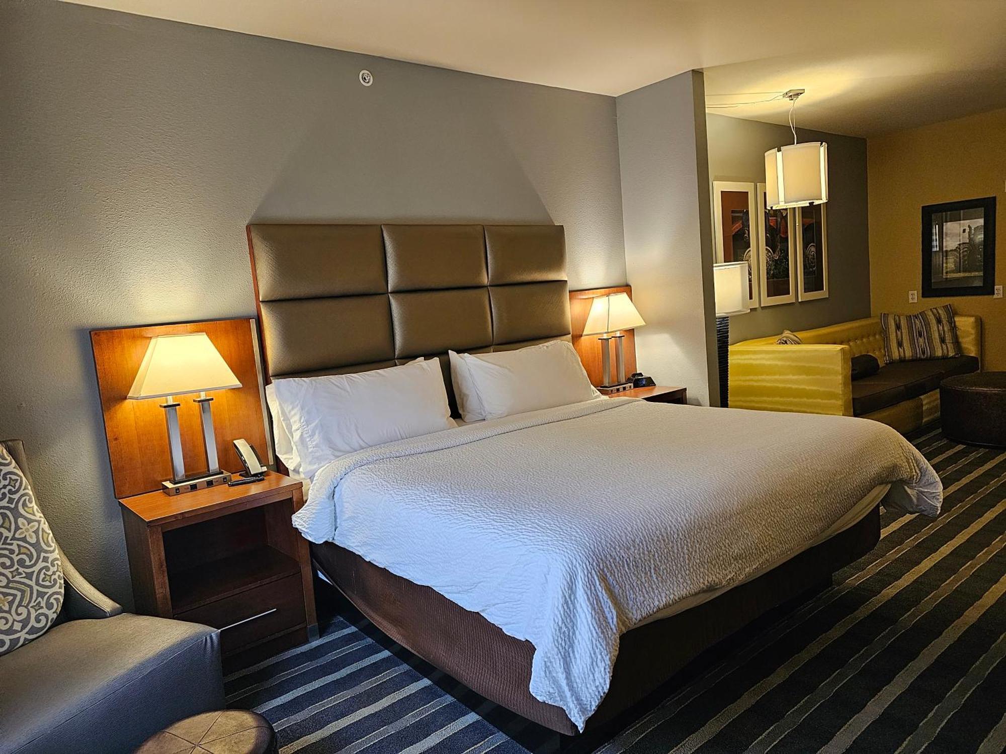 Holiday Inn Express & Suites Perry-National Fairground Area By Ihg Exterior foto